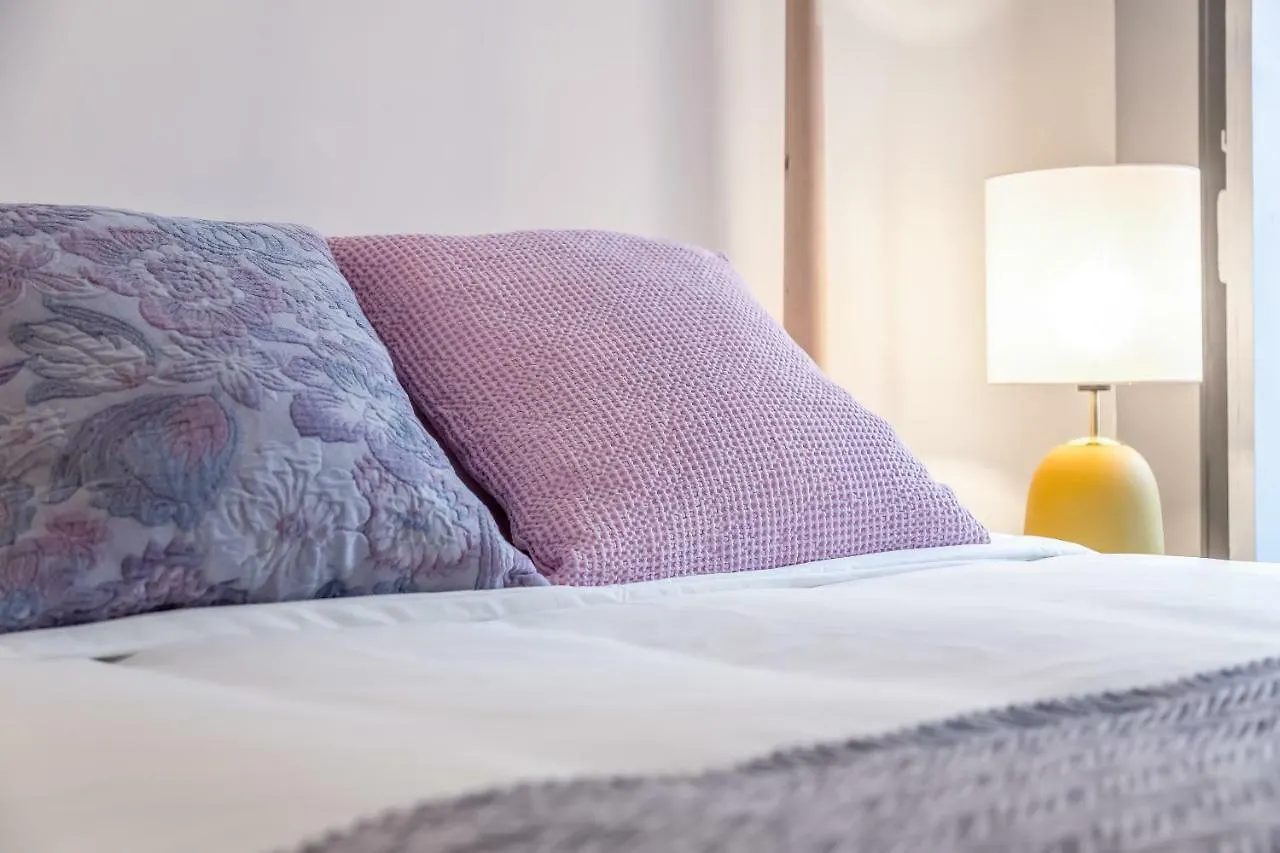 Appartement Alfama, Bright And Spacious With Private Terrace, By Timecooler Lisboa