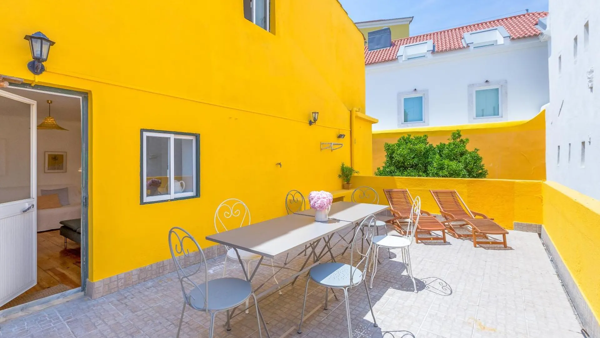 Appartement Alfama, Bright And Spacious With Private Terrace, By Timecooler Lisboa